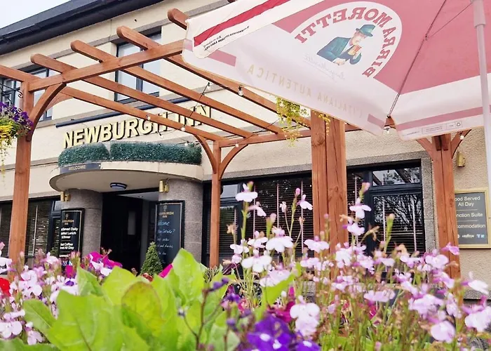 Newburgh Inn