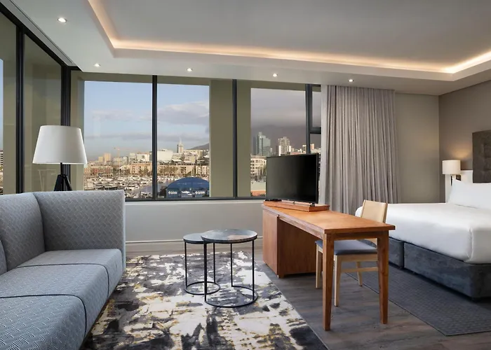 Protea Hotel By Marriott Cape Town Waterfront Breakwater Lodge