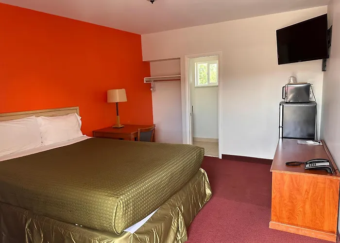 Gateway Lodge