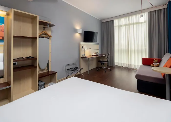 Holiday Inn Express Parma By Ihg