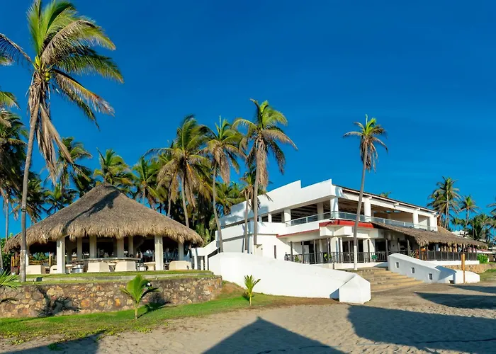 Mar Paraiso Queen