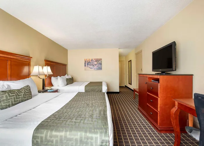 Best Western Plus Bridgeport Inn