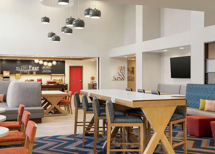 Hampton Inn & Suites , Ny
