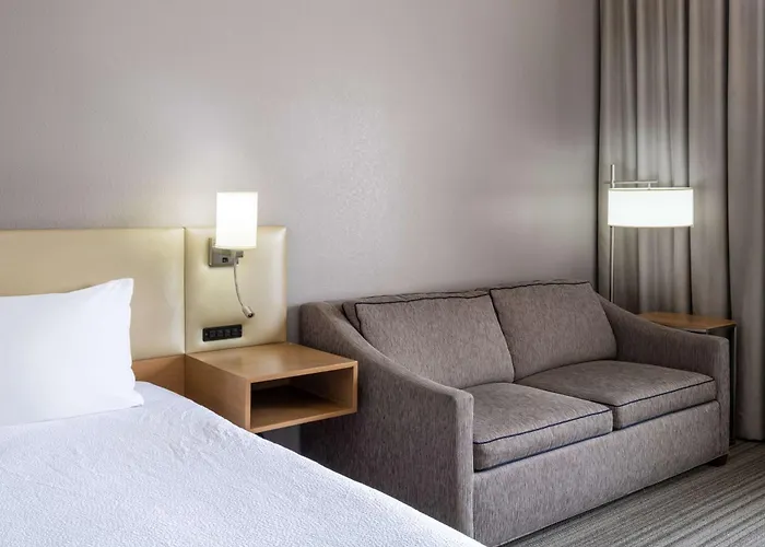 Hilton Garden Inn Bakersfield