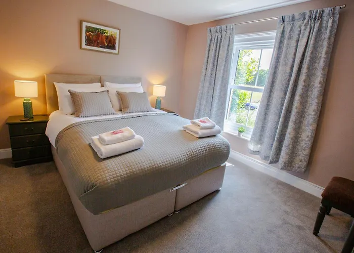 Woodfalls Inn