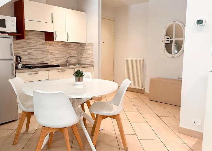 Residence Lungomare - Charming Apartments Riccione