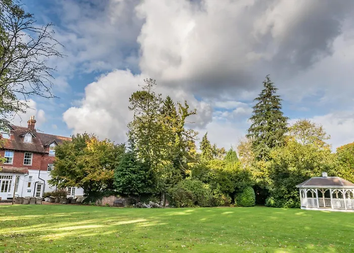 Moorhill House Bed & Breakfast