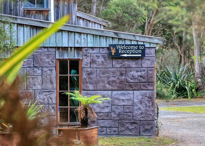 Crayfish Creek Van & Cabin Park