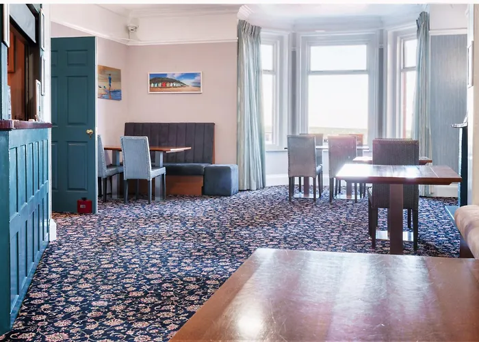 Sandcliff Guest House Cromer