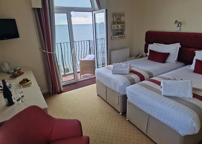 Redcliffe Hotel