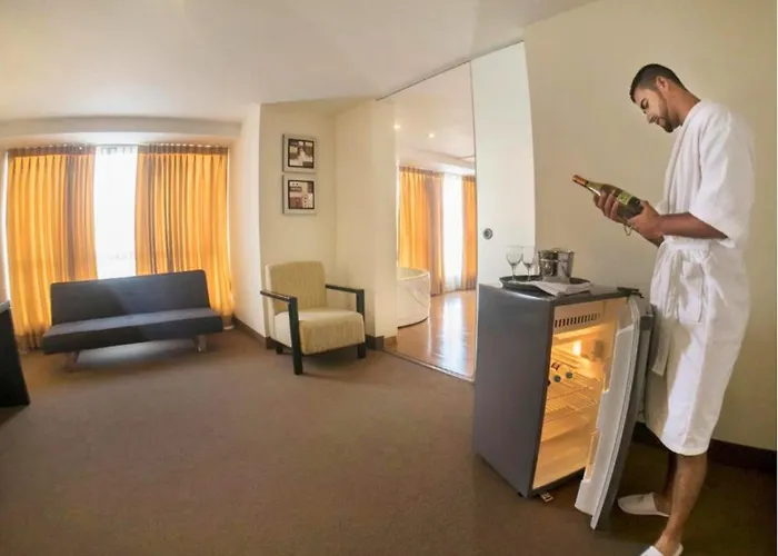 Allpa Hotel & Suites