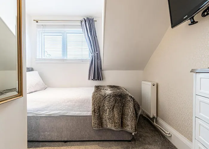 Trefoil Guest House