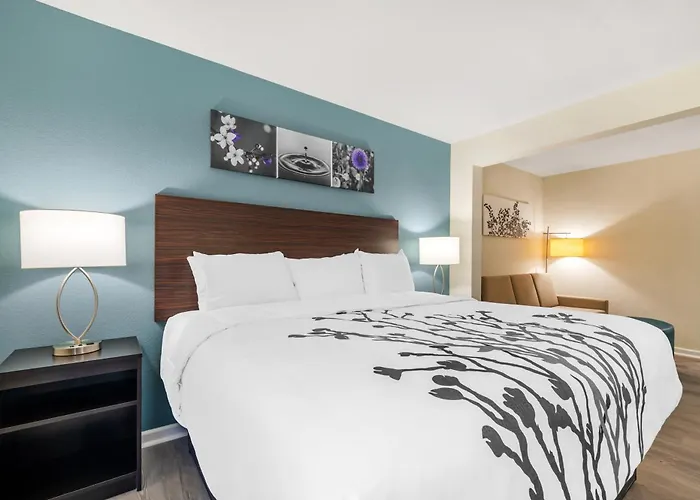 Sleep Inn & Suites Newport News City Center Area