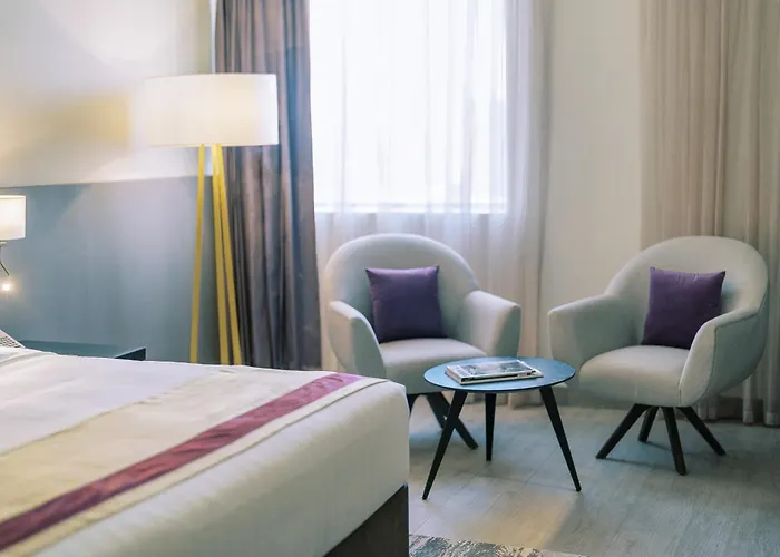 Khalidia Palace Dubai By Mourouj Gloria