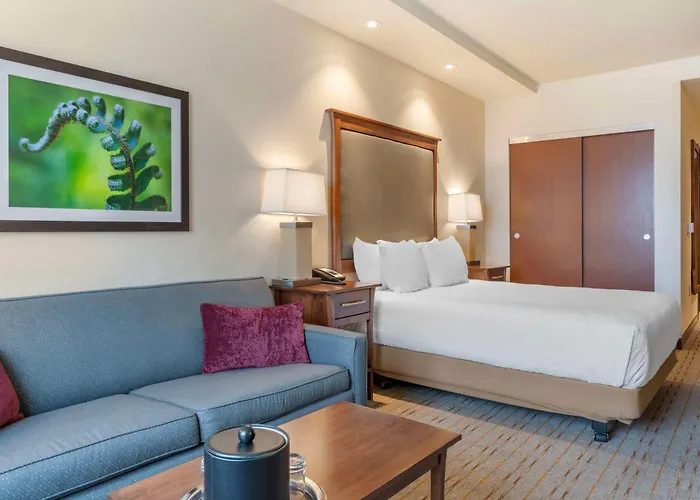 Best Western Premier Boulder Falls Inn