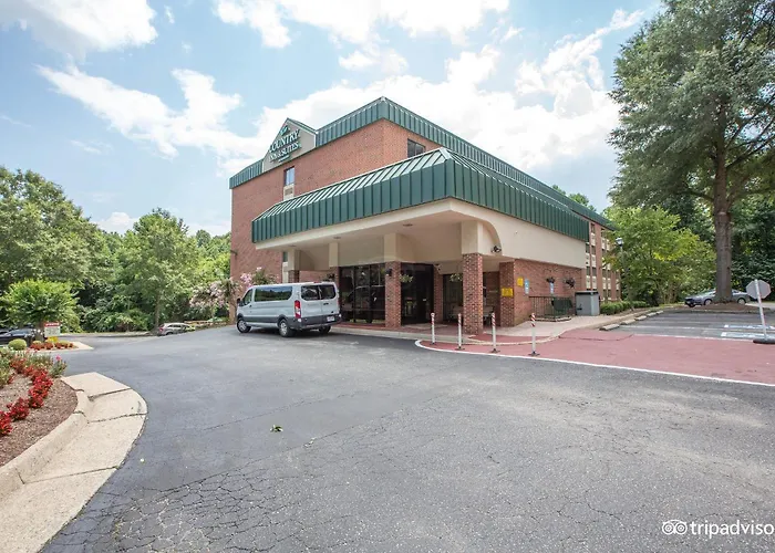 Country Inn & Suites By Radisson, Williamsburg East Busch Gardens, Va