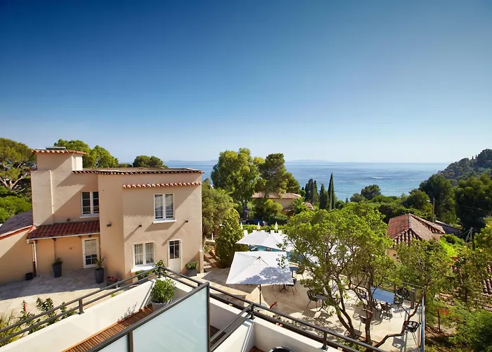 Hotel Les Terrasses du Bailli à Le Le Rayol-Canadel-sur-Mer
