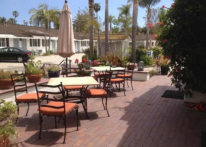 Marina Beach Motel