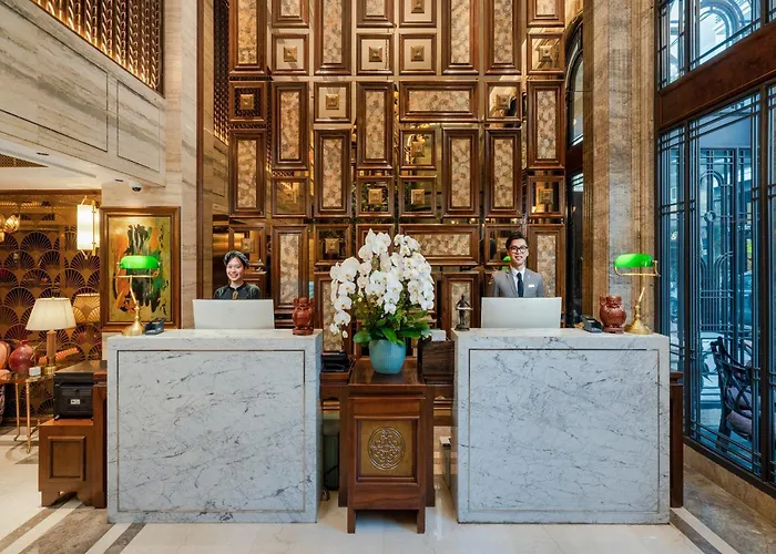 Peridot Gallery Classic Hotel