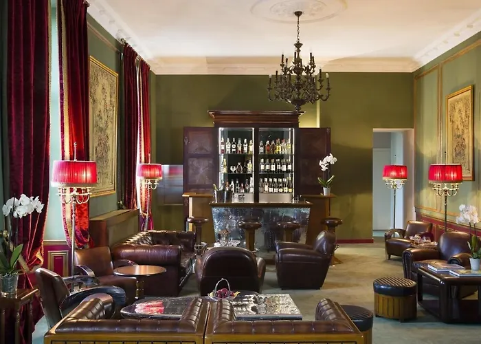 Hotel Laroche Ploquin