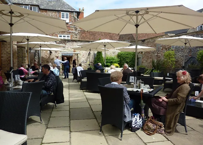 The Swan Hotel, Wells, Somerset - The Coaching Inn Group