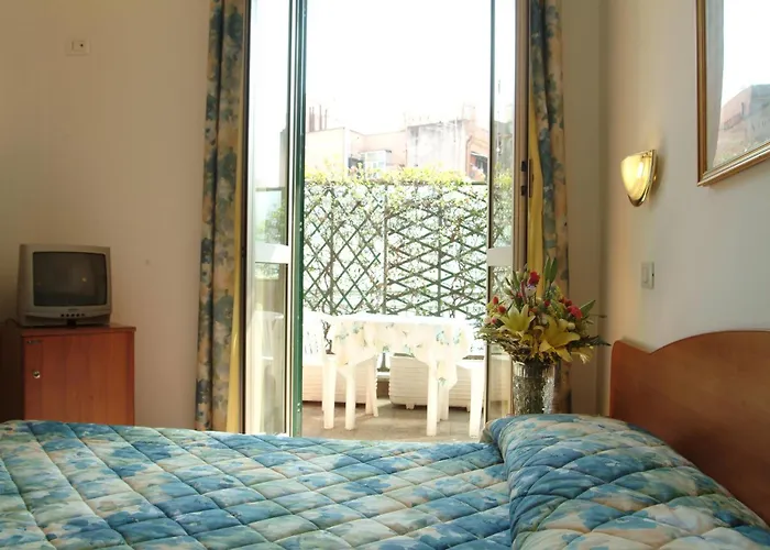 Hotel Tirreno