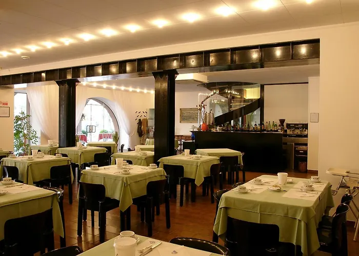 Hotel Piroscafo Desenzano del Garda