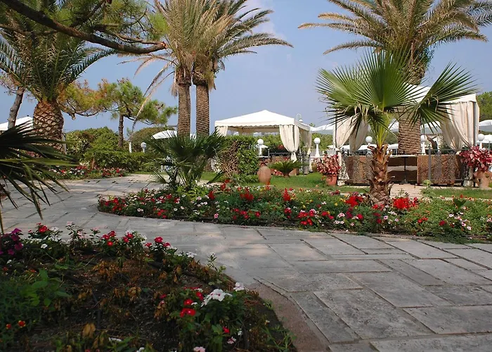Domizia Palace