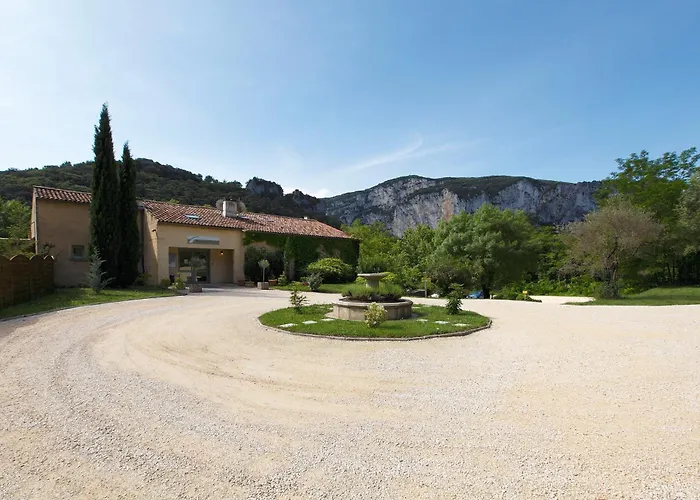 Vacancéole - Le Domaine De Chames - Pont D'Arc