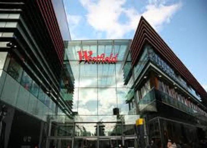 Ibis Stratford