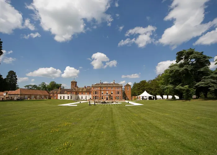 Oakley Hall Hotel Basingstoke