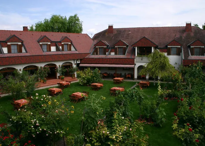 Hotel Weingut Rosenhof
