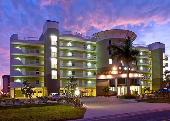 Crystal Palms Beach Resort