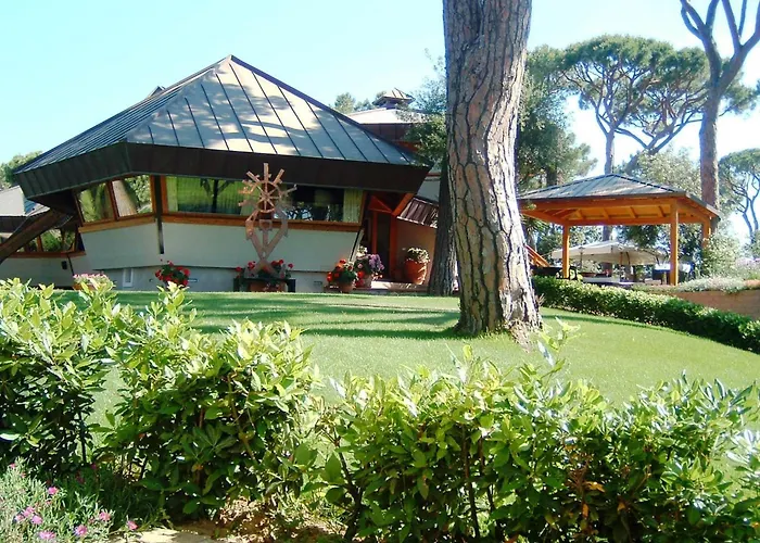 Hotel La Bussola - Beach&Golf