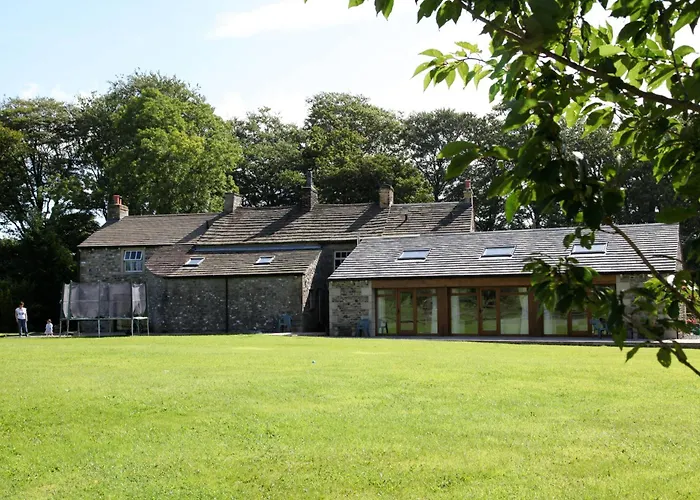 Green Grove Country House