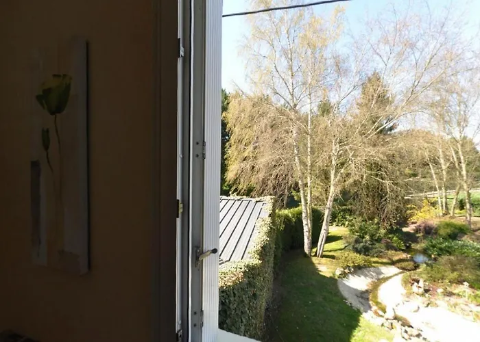 Logis Hôtel-Restaurant La Croix Couverte Mayenne