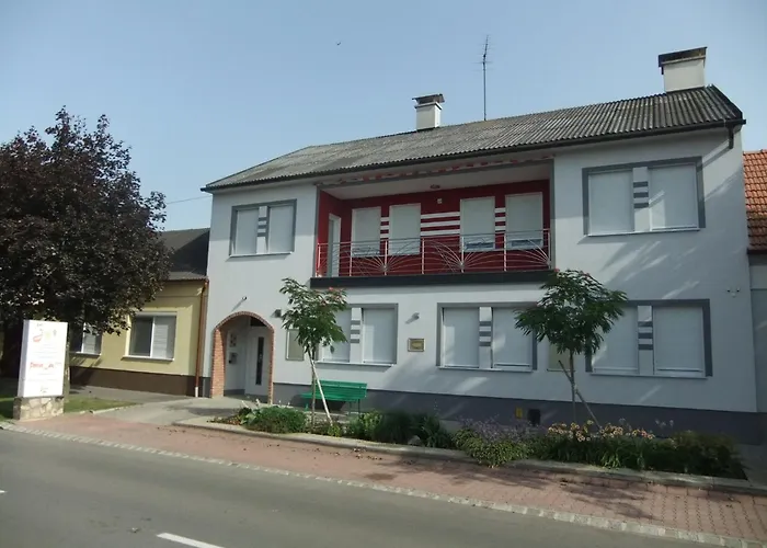 Pension Lang