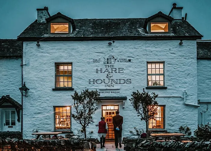 The Hare & Hounds Inn
