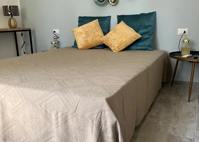 Manzil Country House Valderice