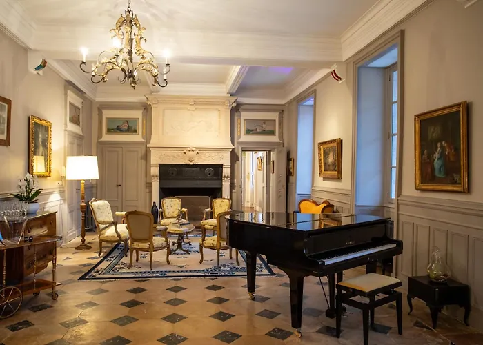 Chateau De Quincey