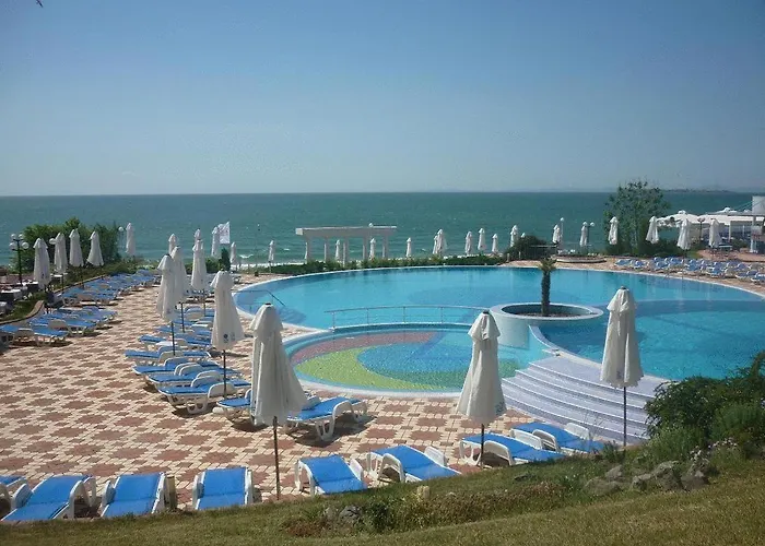 Sineva Beach Hotel