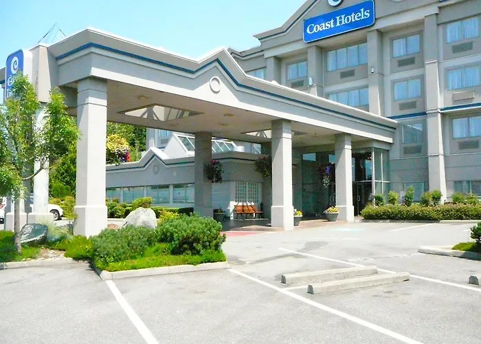 Coast Abbotsford & Suites