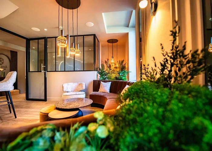 Amicitia - &Restaurant