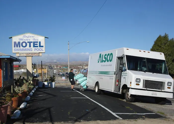 Safari Motor Inn - Joshua Tree