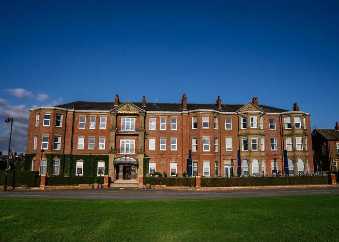 Clifton Arms Hotel