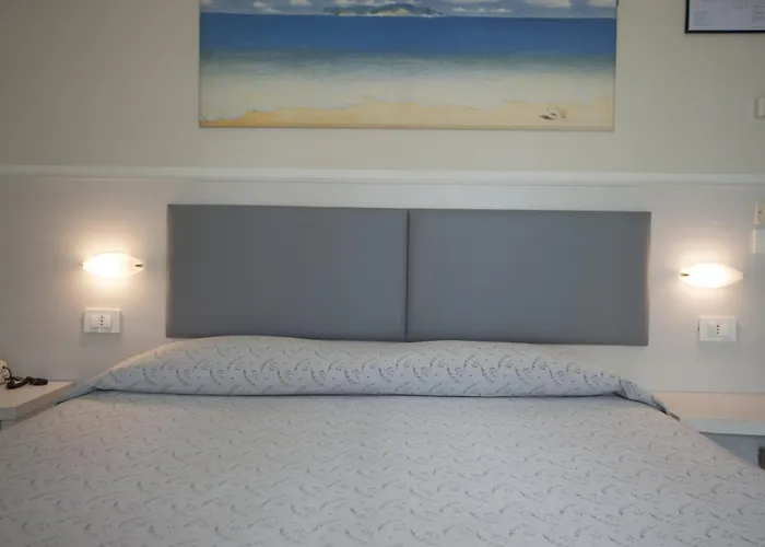 Hotel Boccaccio-free parking- Milano Marittima