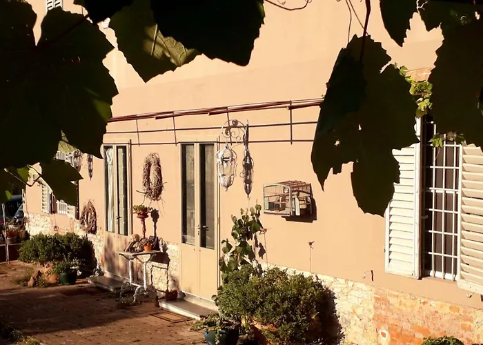 La Casa Del Maestro