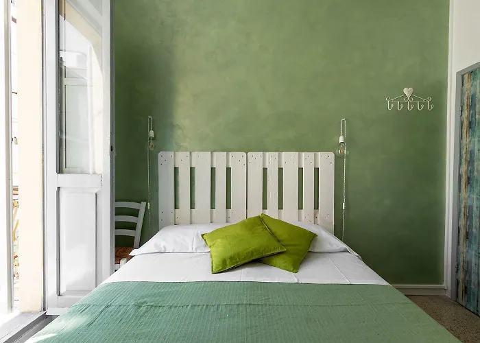 Al Borgo Marinaro Guest House