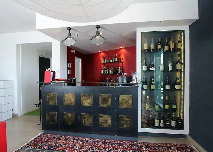 Hôtel Restaurant La Montagne De Brancion Martailly-lès-Brancion