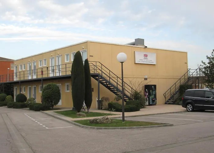 Top Motel